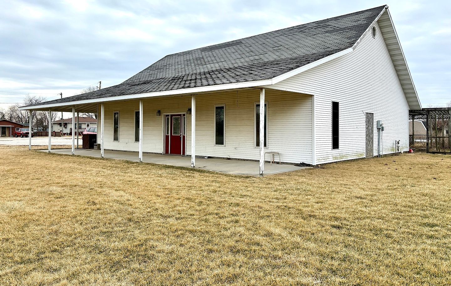 100 S 4th St Wapella, IL 61777 | Land/Lot