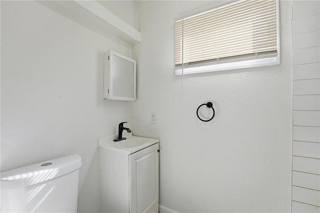 3218 Benton Blvd Kansas City, MO 64128 | Single Family