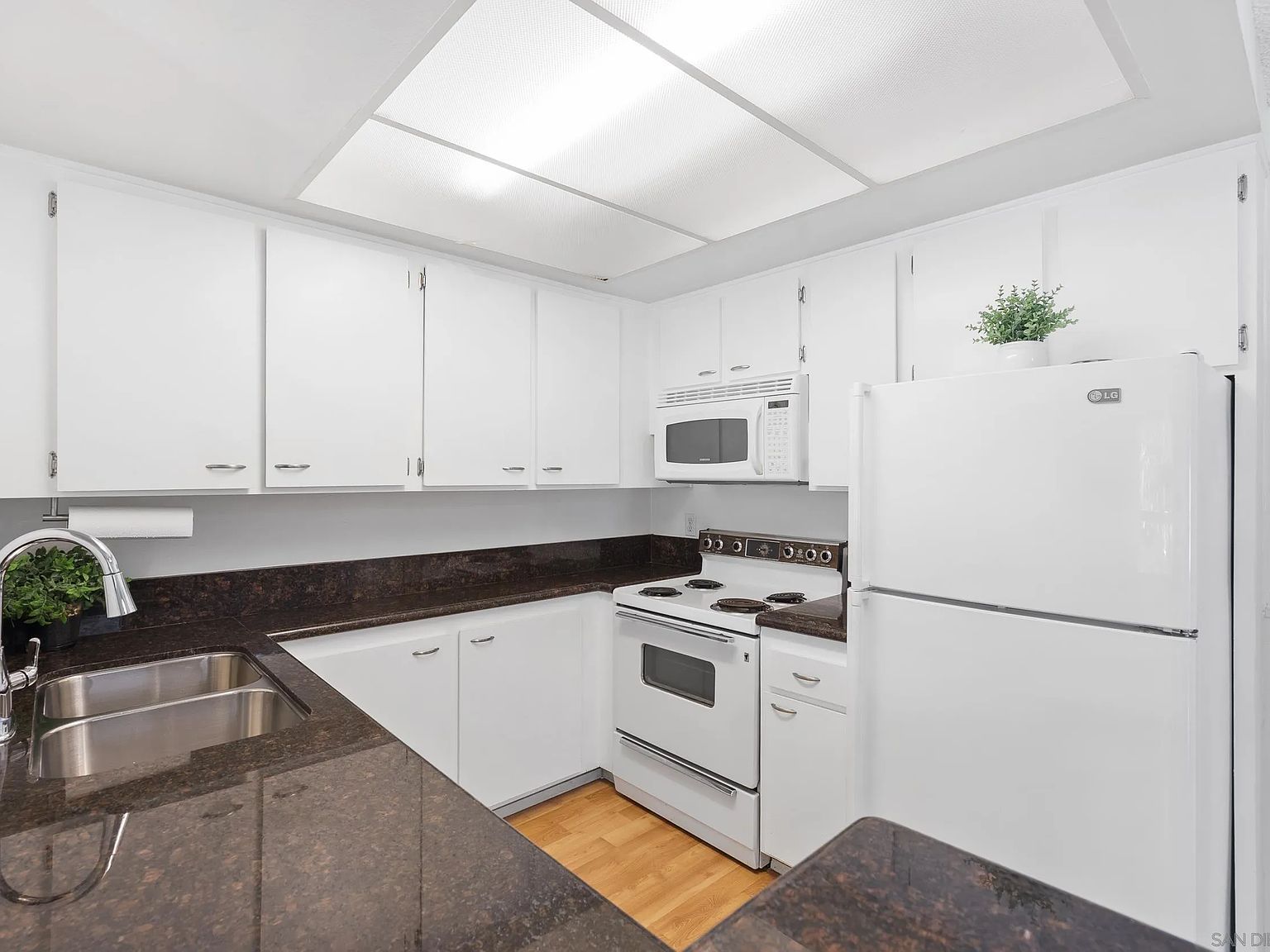 5978 Rancho Mission Rd UNIT 274 San Diego, CA 92108  | Condominium