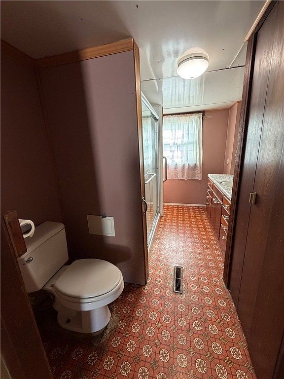 224 S Locust St Arcola, IL 61910  | Single Family