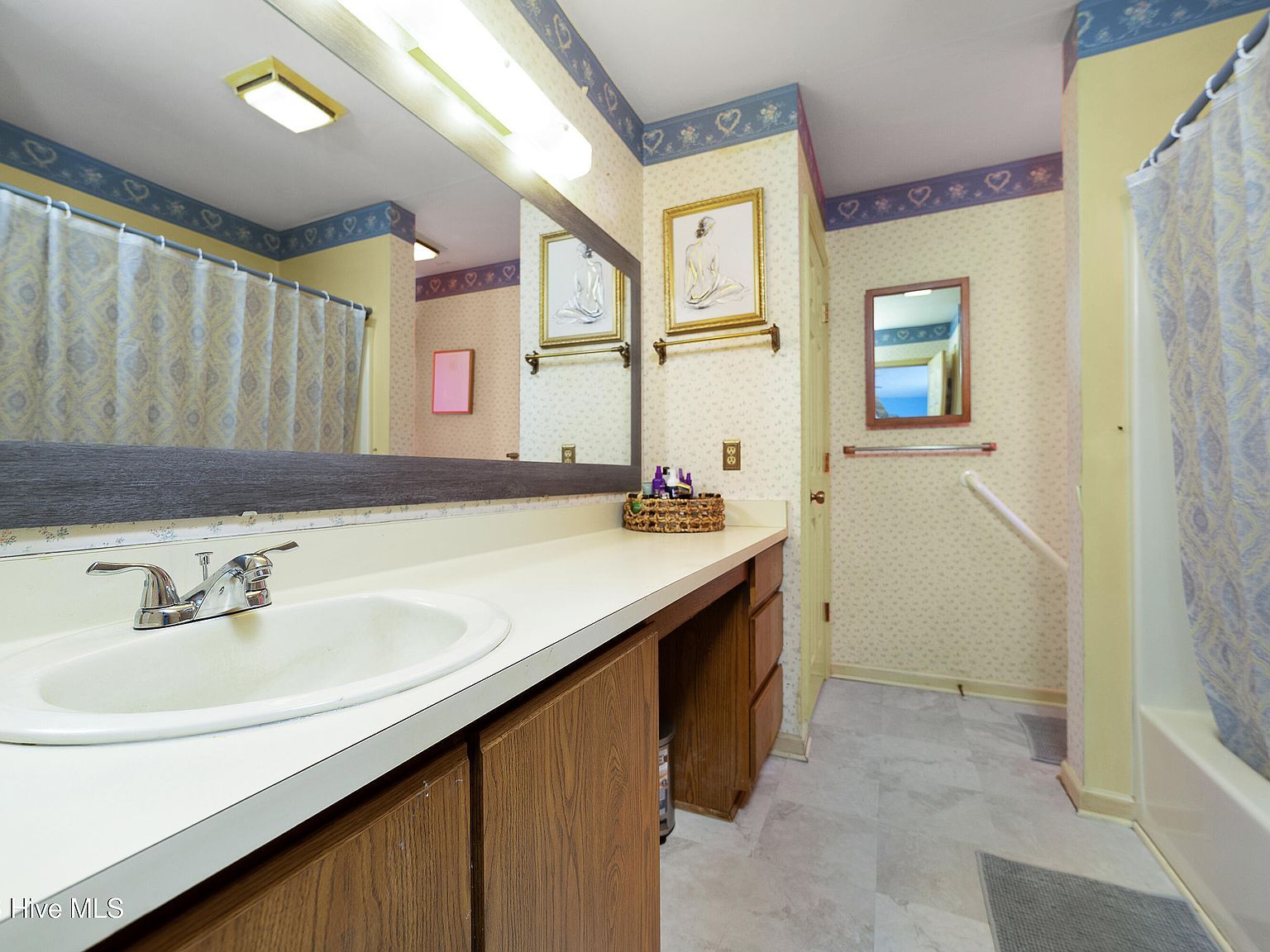 6318 Albatross Dr New Bern, NC 28560  | Single Family