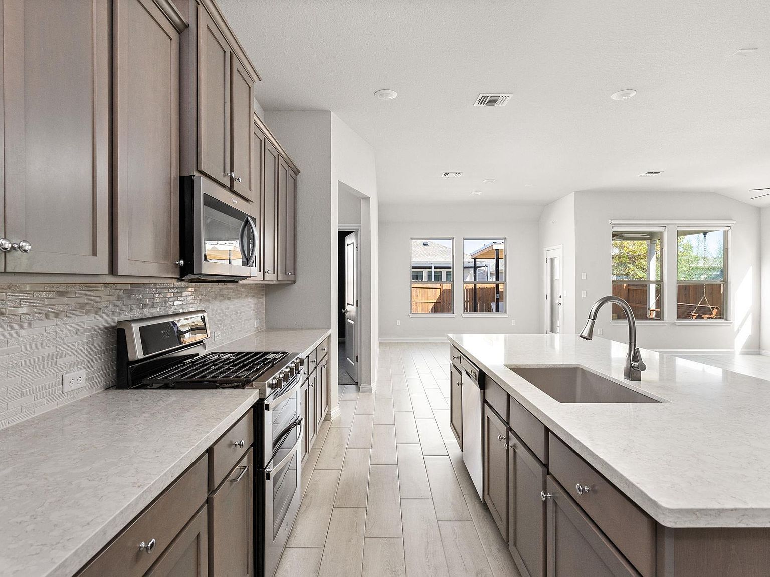 8408 Orizzonte St Austin, TX 78744  | Single Family