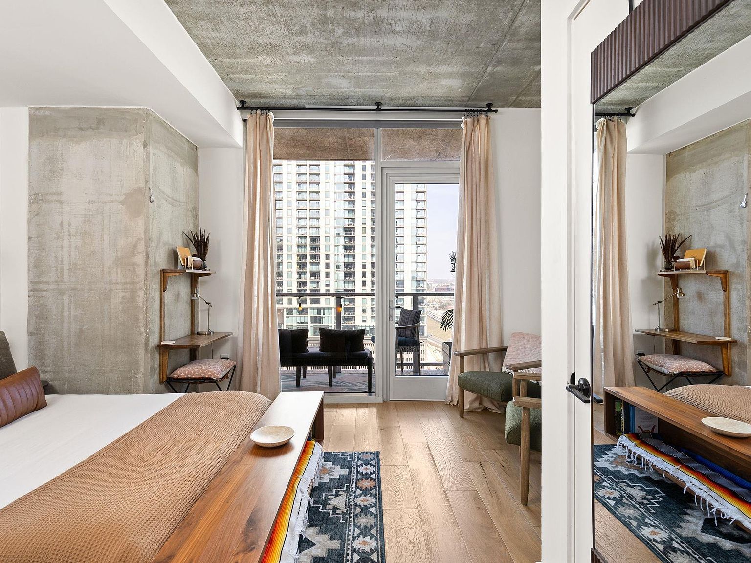 48 East Ave #2002 Austin, TX 78701 | Condominium