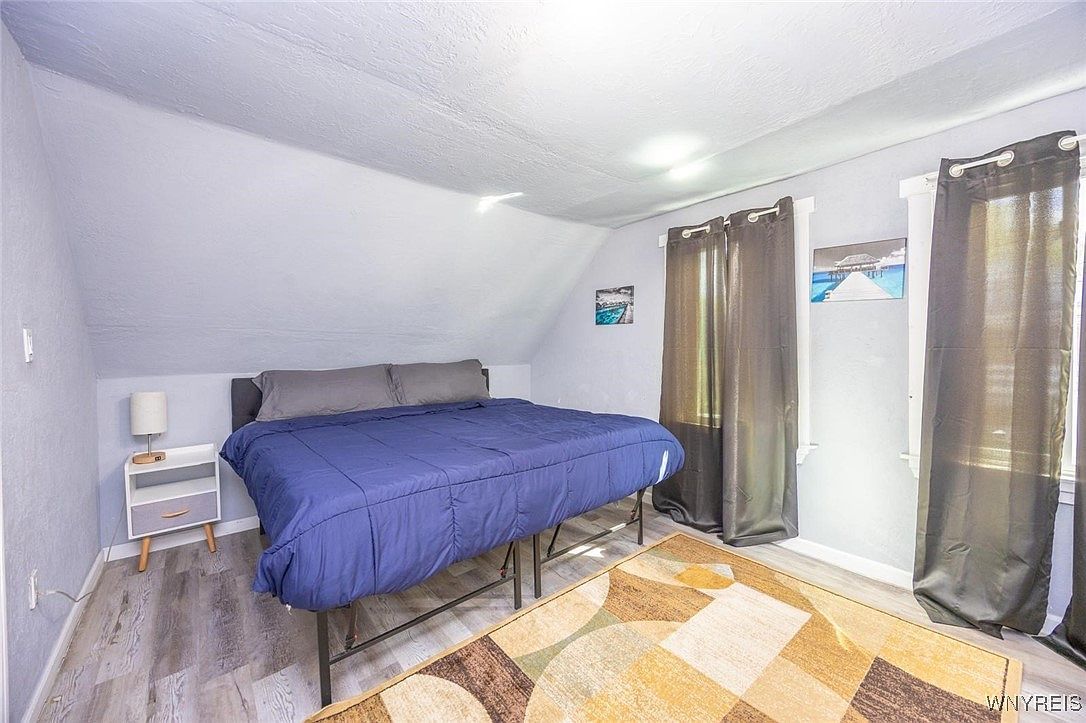 1320 Ashland Ave Niagara Falls, NY 14301  | Single Family