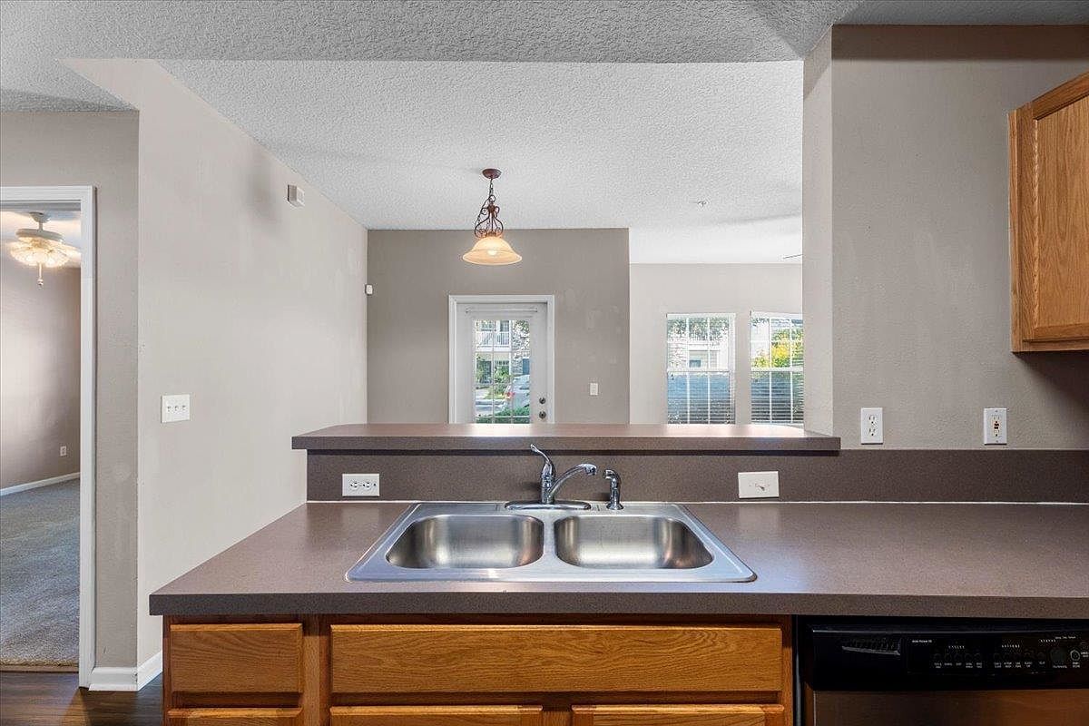 575 Oakleaf Plantation Pkwy UNIT 901 Orange Park, FL 32065 | Condominium