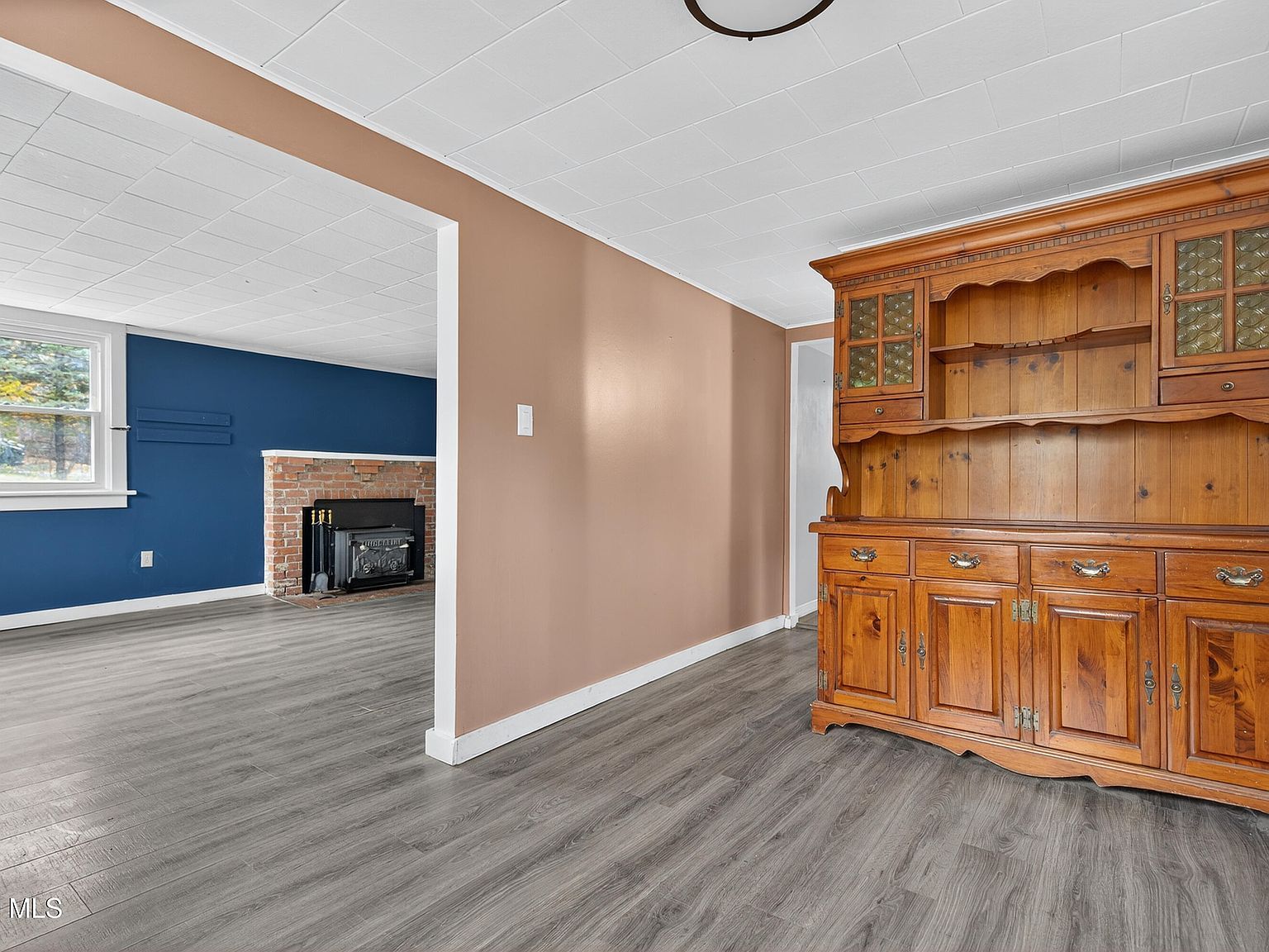 27 Eastside Dr Ballston Lake, NY 12019 | Single Family