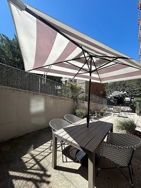 220 Congress St APT 4E Brooklyn, NY 11201  | Condominium