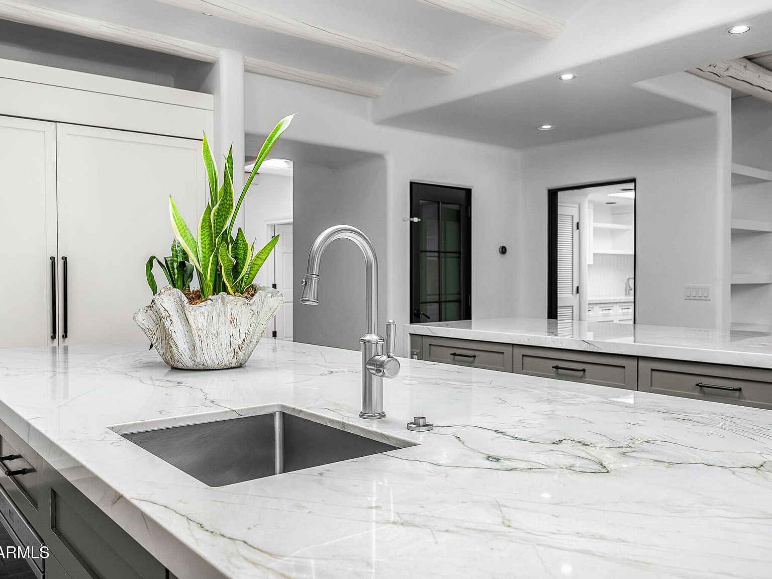 5838 E Berneil Ln Paradise Valley, AZ 85253  | Single Family