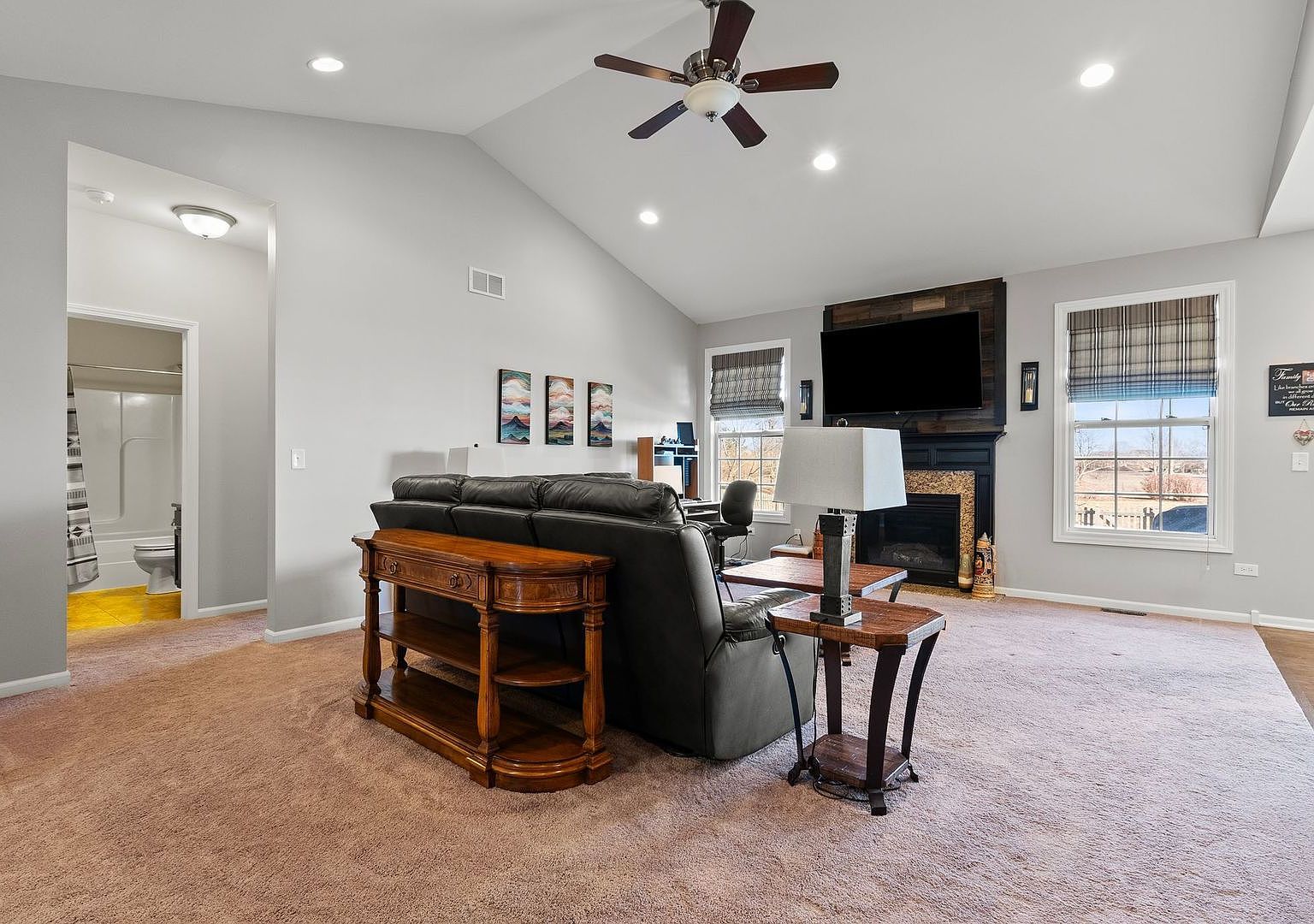 428 E Frontier Dr Minooka, IL 60447  | Single Family