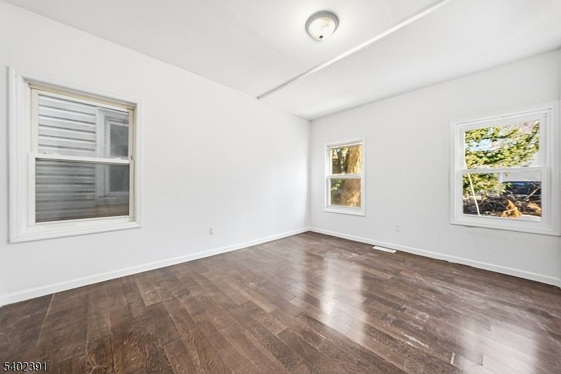 152 S 10th St Newark, NJ 07107  | Multi Family