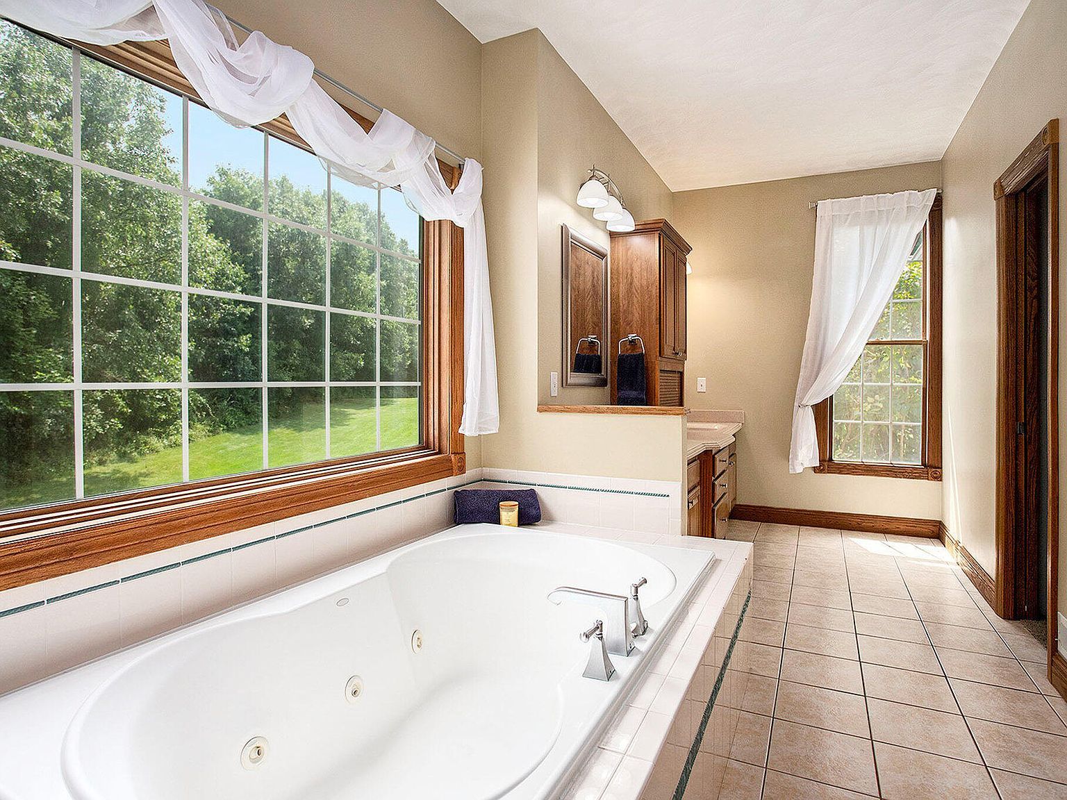 13028 Harper Xing Battle Creek, MI 49014  | Single Family