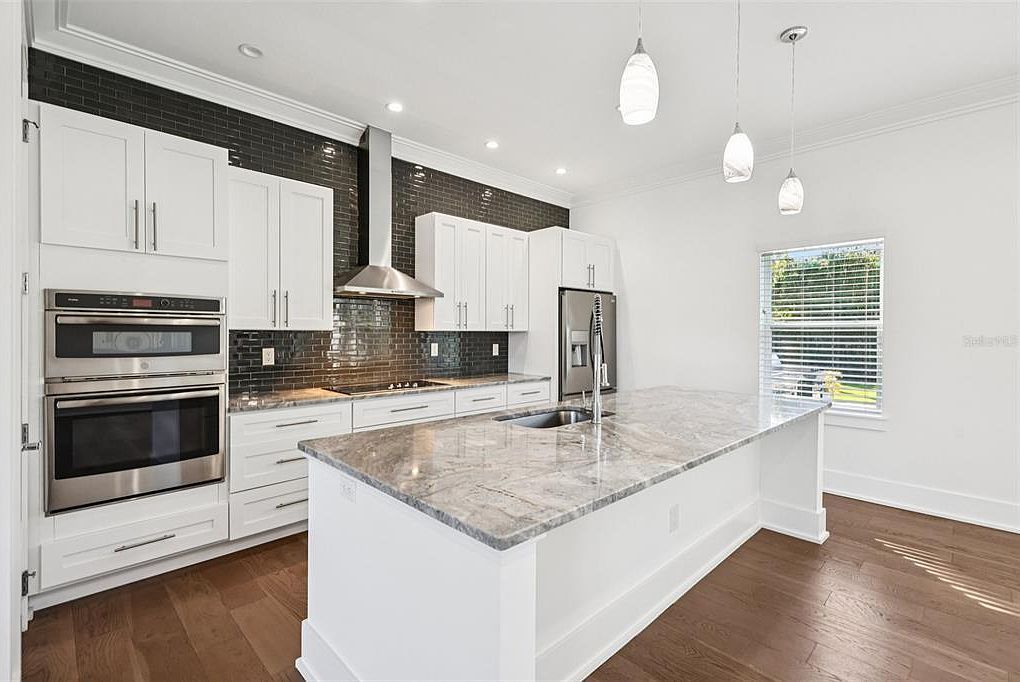 2924 Huntington St Orlando, FL 32803  | Single Family