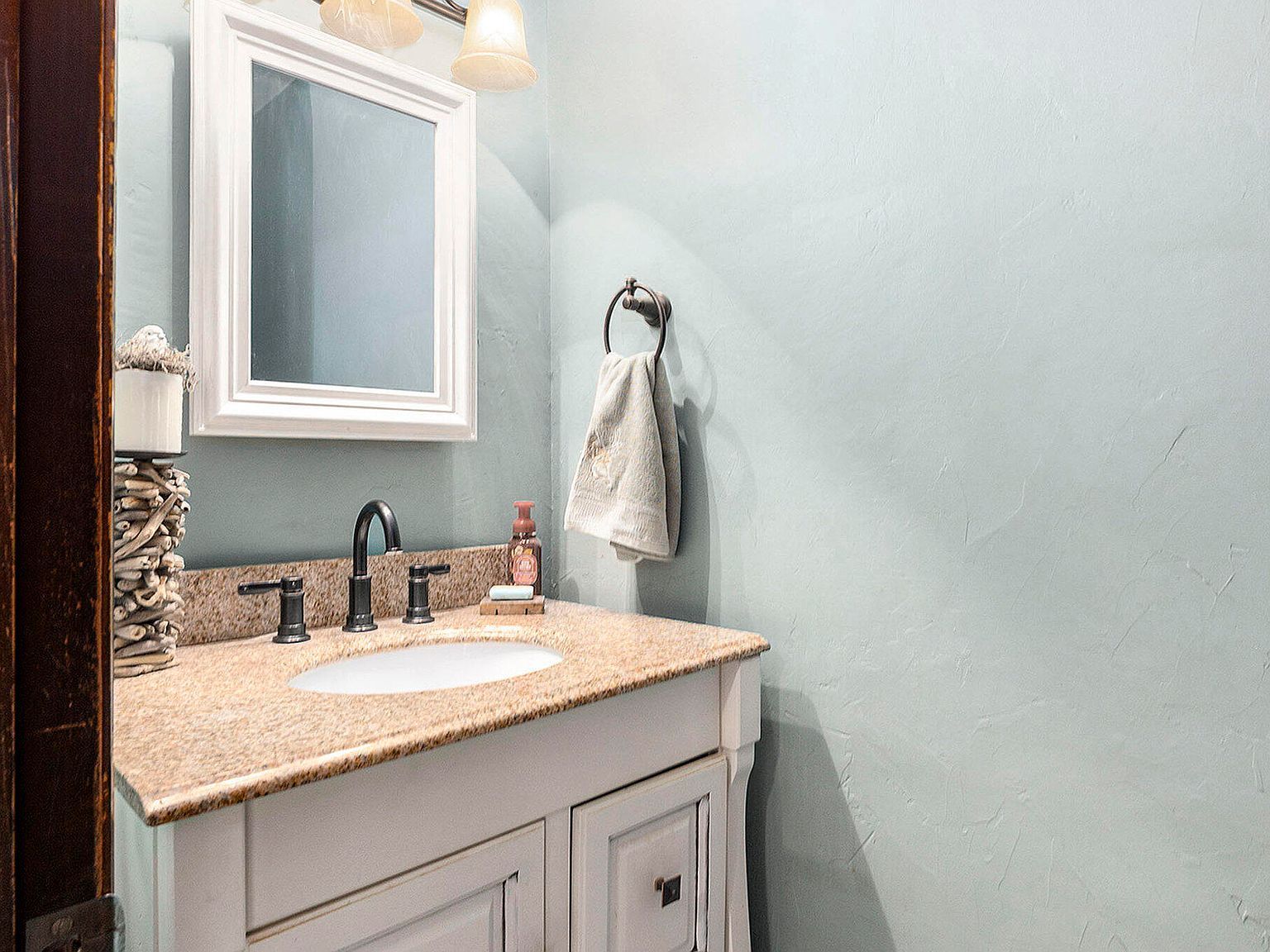 230 Elliott St Shelby, MI 49455  | Single Family