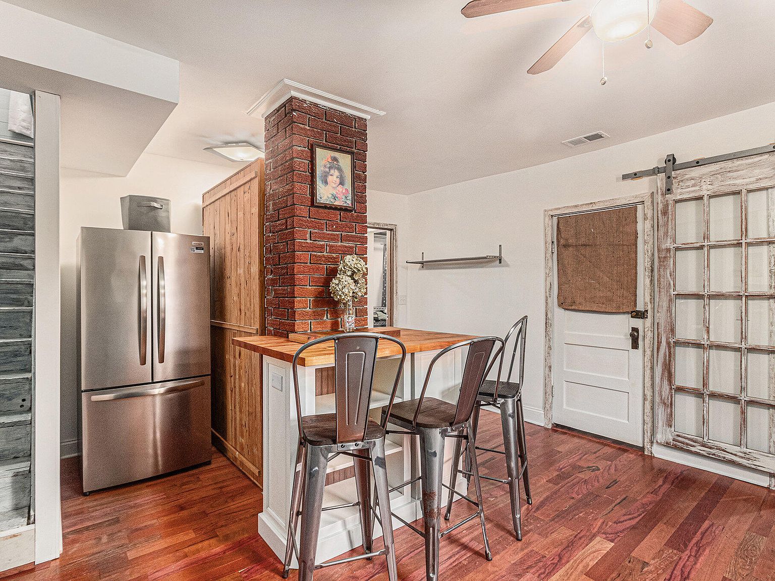 46961 8th Ave Bloomingdale, MI 49026  | Single Family