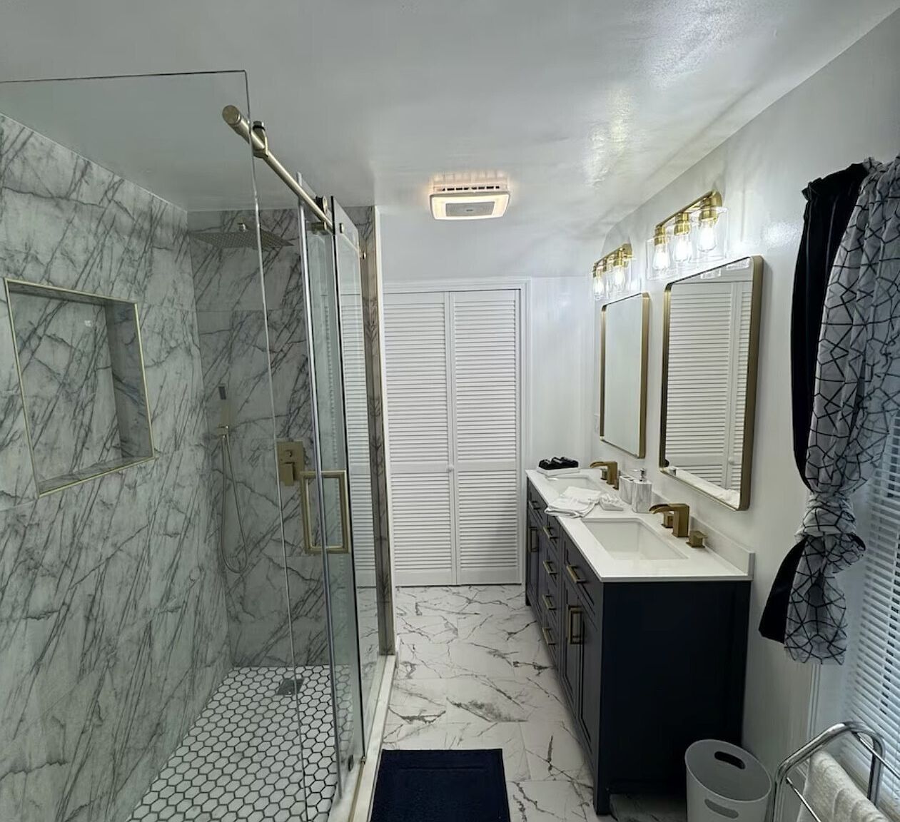 1 Harmony St Stonington, CT 06378 | Multi Family