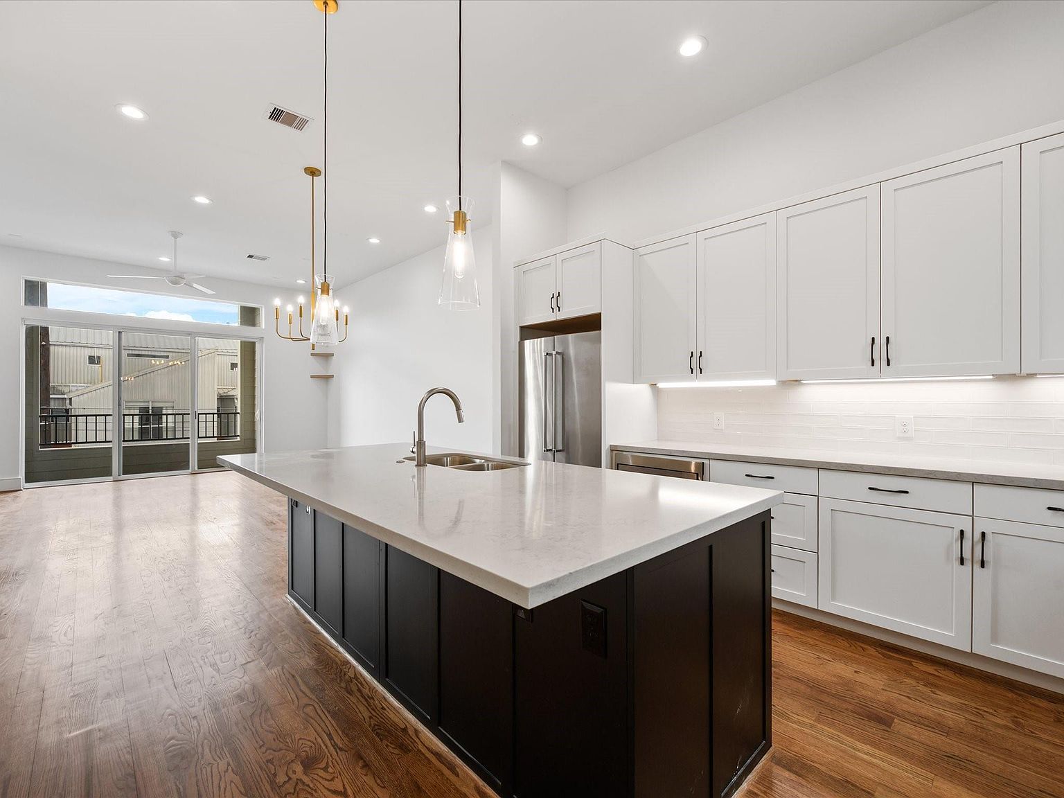 802 Detering St Houston, TX 77007 | Single Family