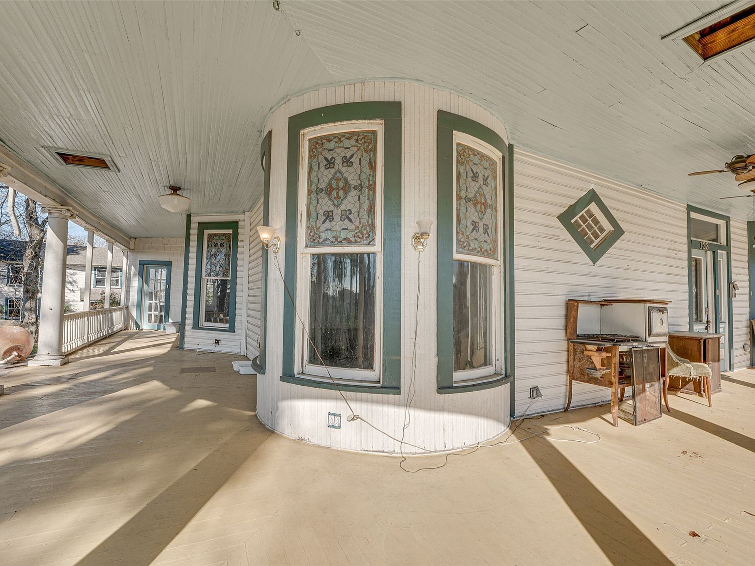 123 N Line St Mineola, TX 75773  | Single Family