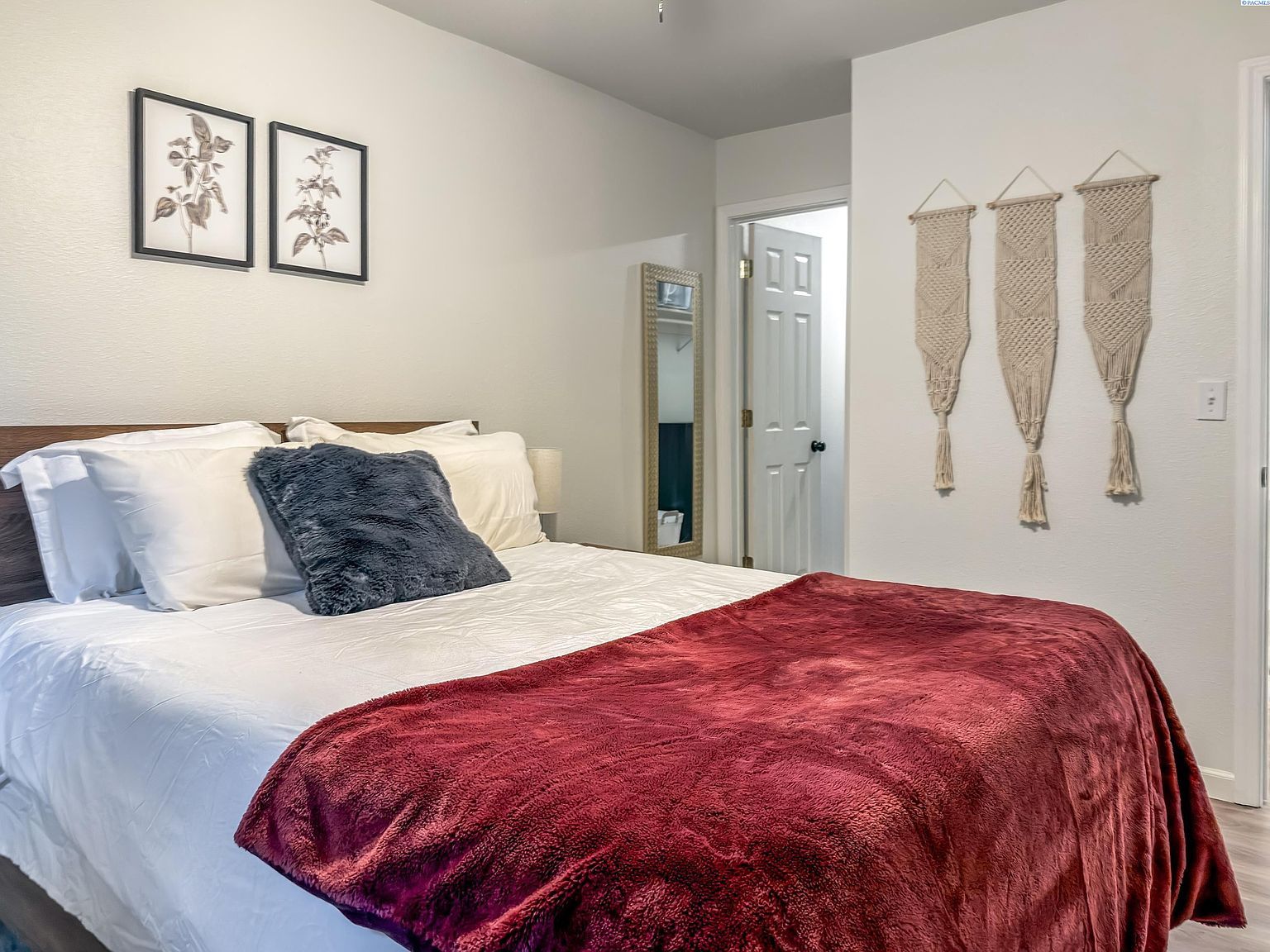 1645 NE Merman Dr APT C204 Pullman, WA 99163  | Condominium