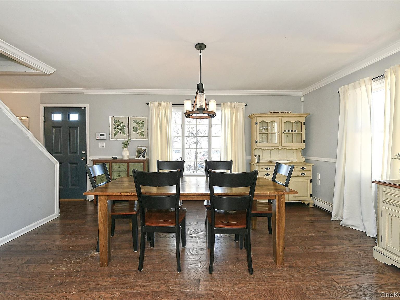 40 Knoll Ln Levittown, NY 11756 | Single Family