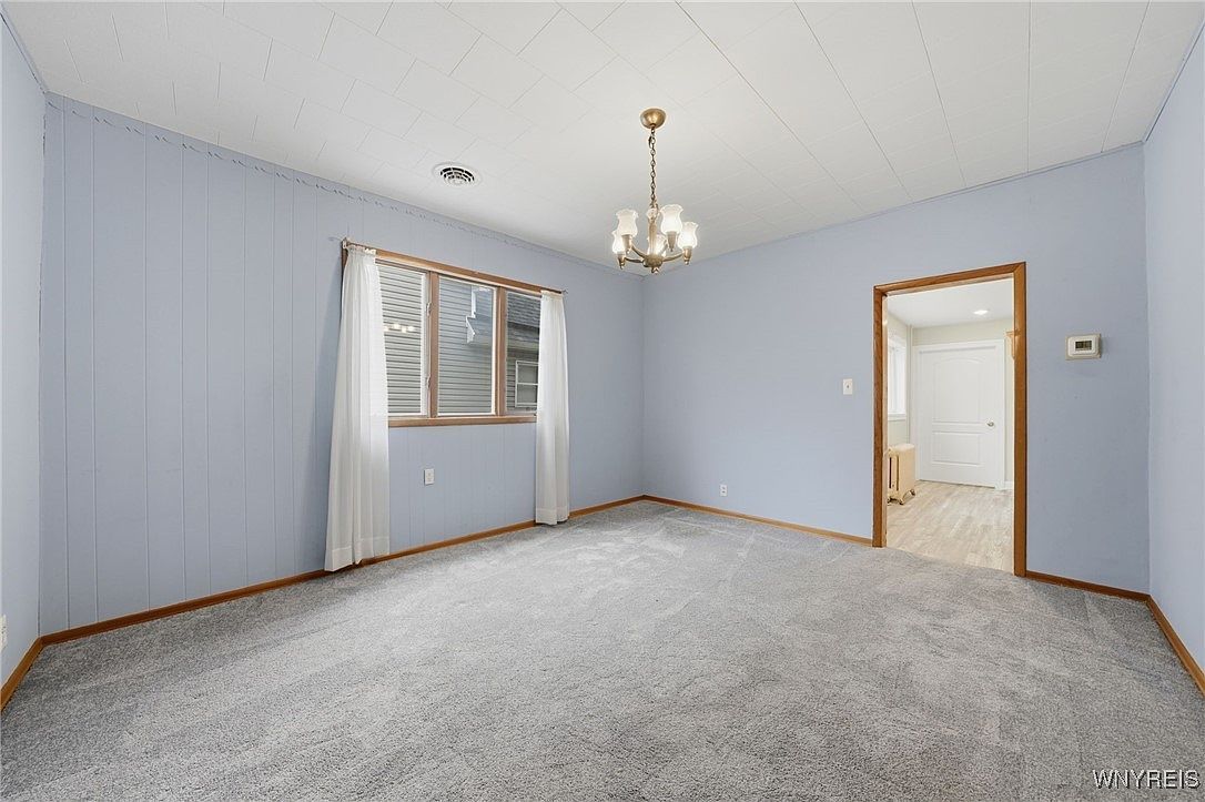 350 East St Buffalo, NY 14207  | Single Family