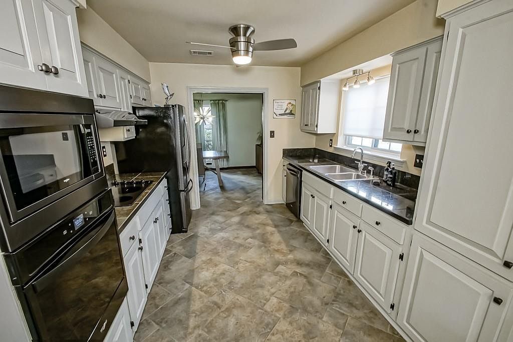 131 Kingston Dr Slidell, LA 70458  | Single Family