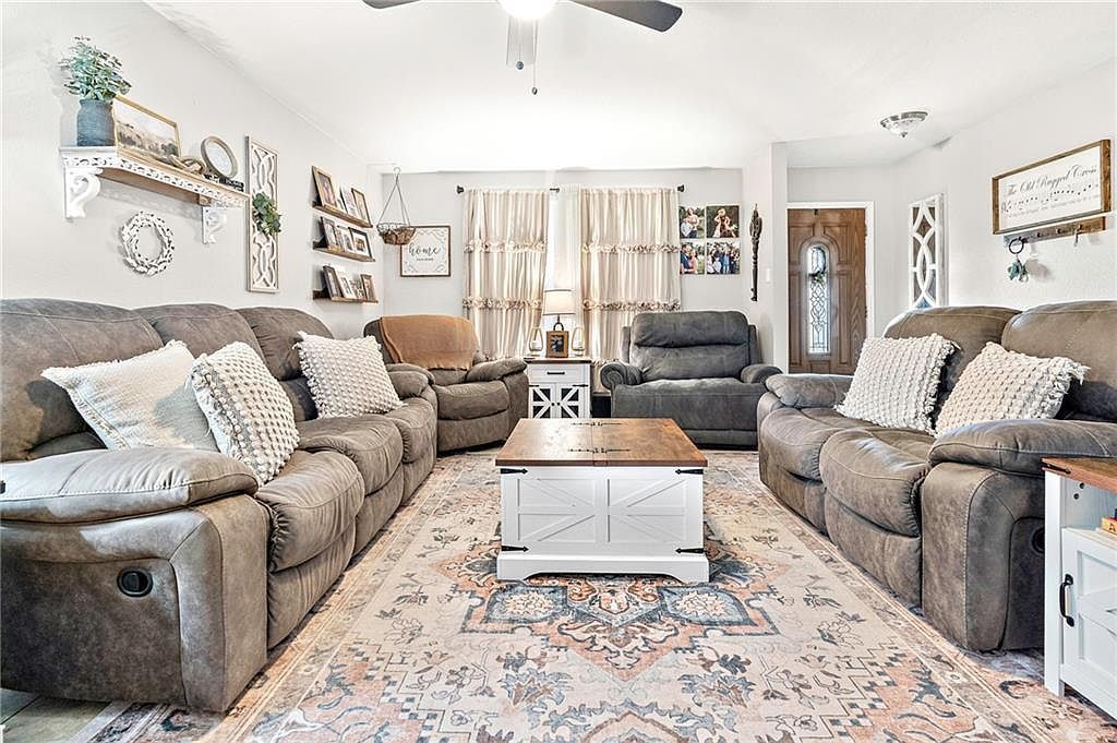 1229 Curtis St Harvey, LA 70058  | Single Family