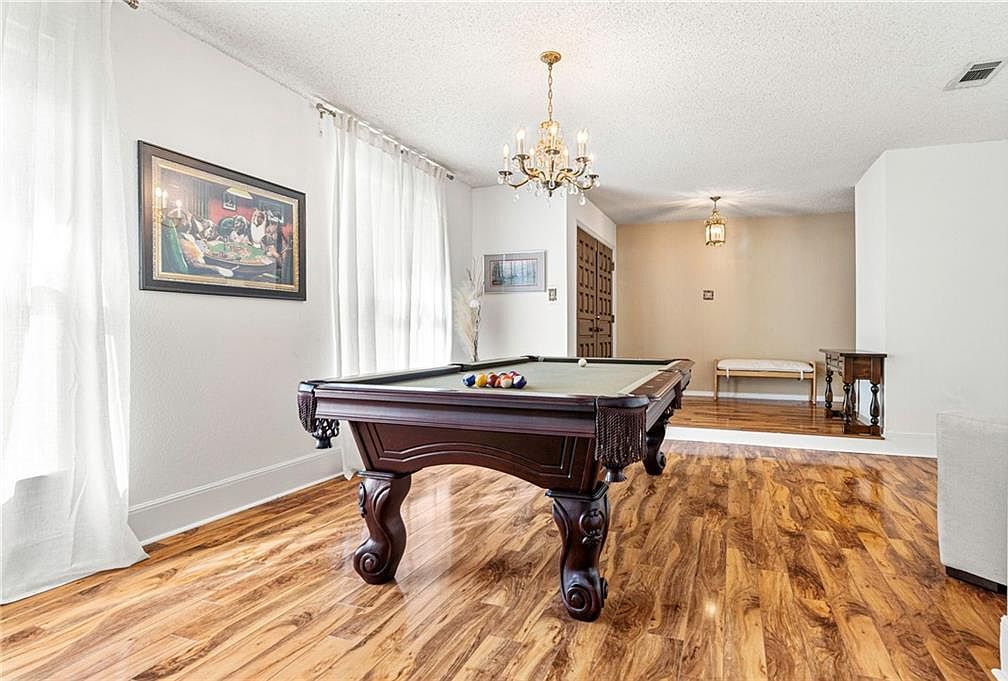 417 W William David Pkwy Metairie, LA 70005  | Single Family