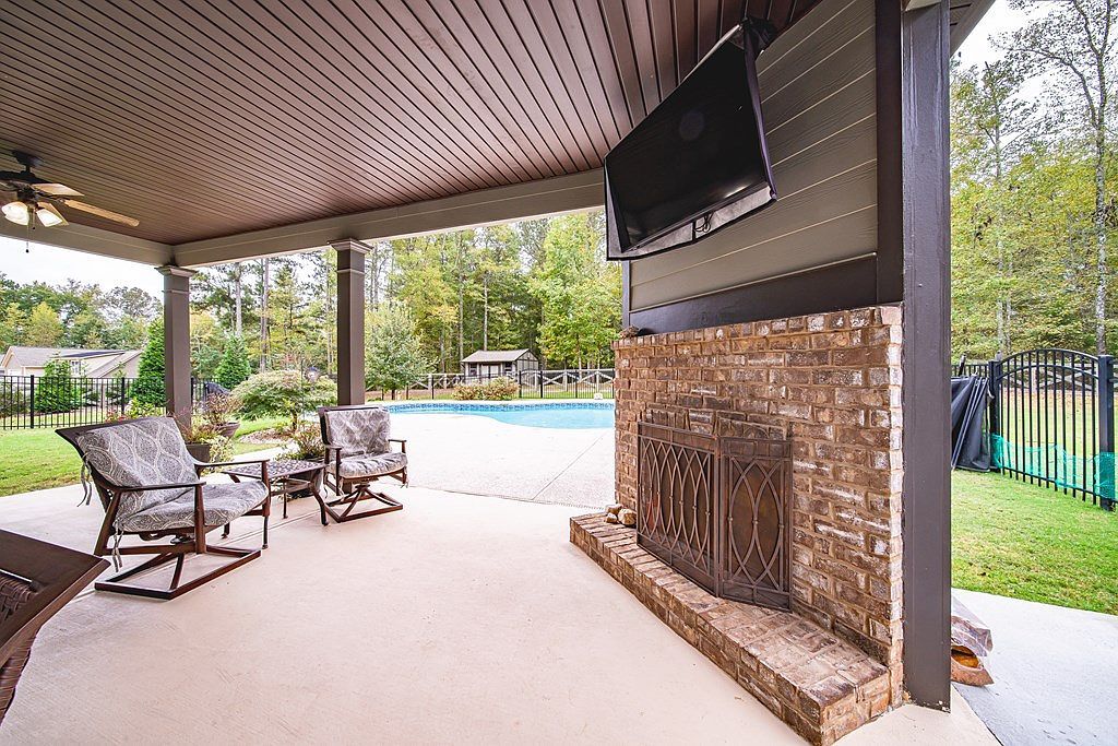 931 S Jeff Davis Dr Fayetteville, GA 30215 | Single Family