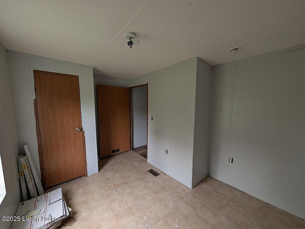 765 E Marshfield Rd Scottsburg, IN 47170 | Single Family