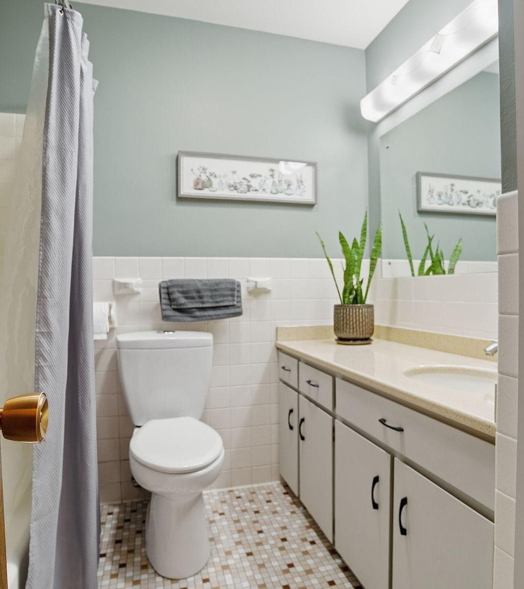 6170 Carleda Way Inver Grove Heights, MN 55076 | Single Family