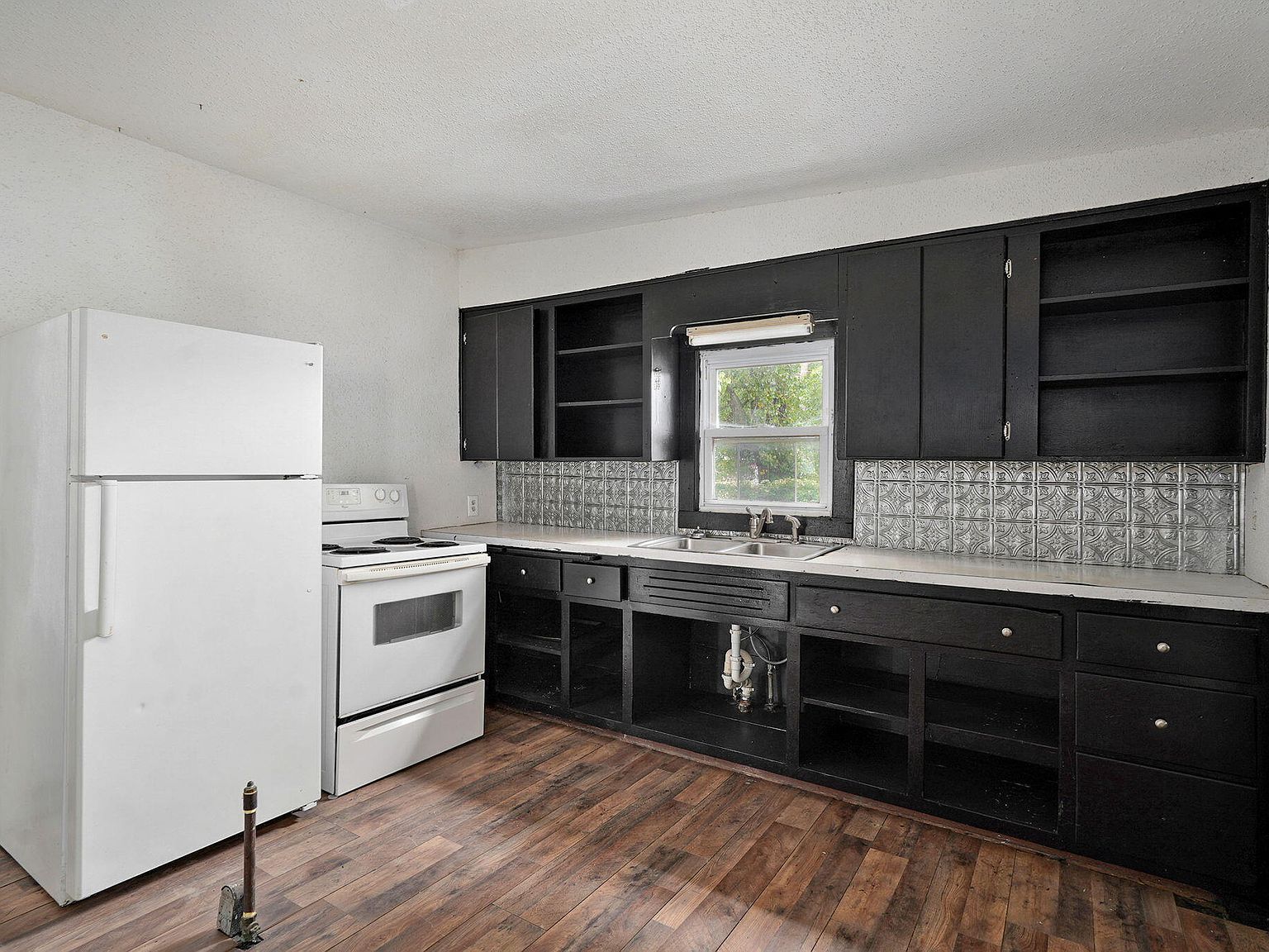 104 W 5th St Lockwood, MO 65682  | Single Family