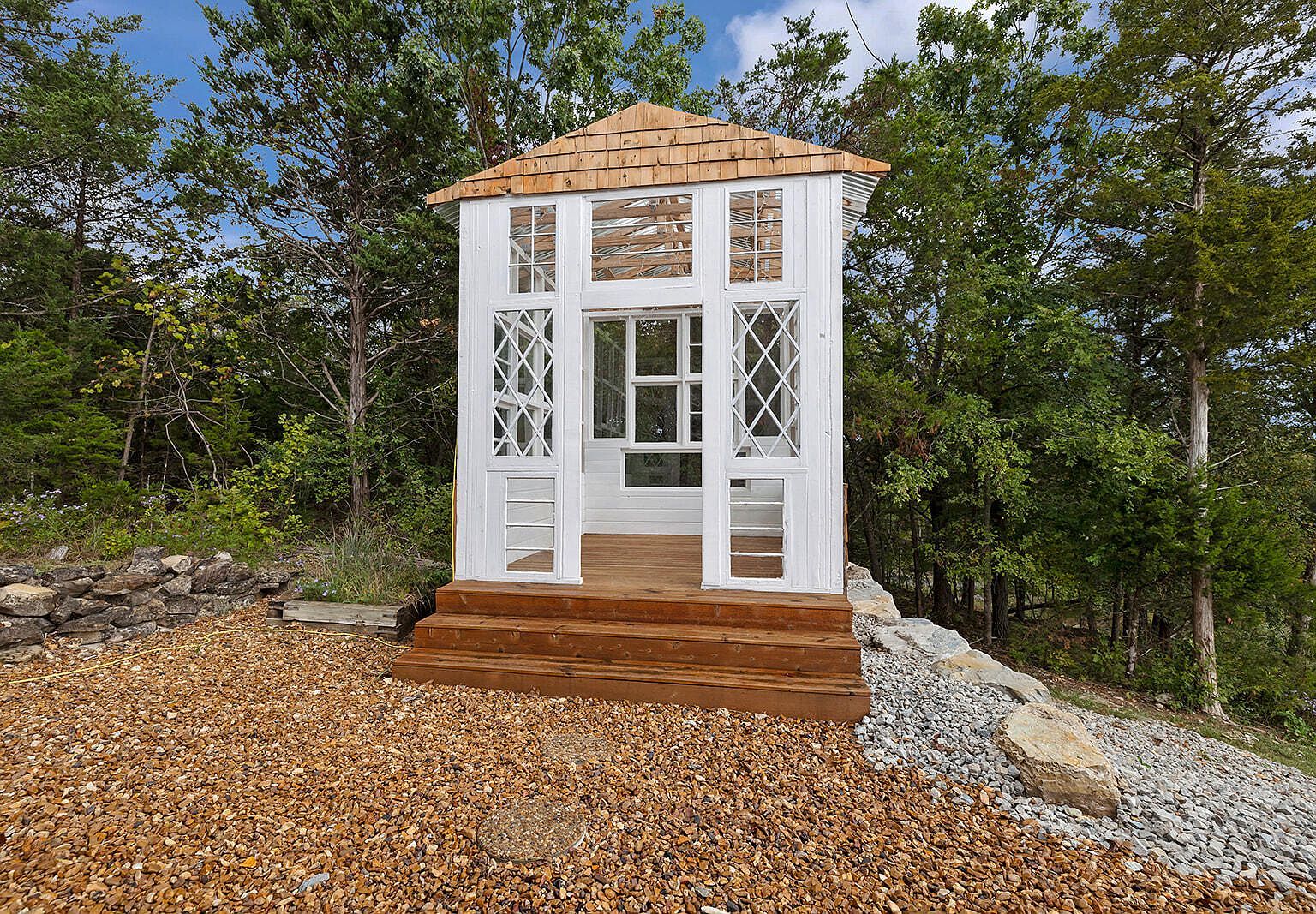 25 Trade Winds Lampe, MO 65681 | Single Family