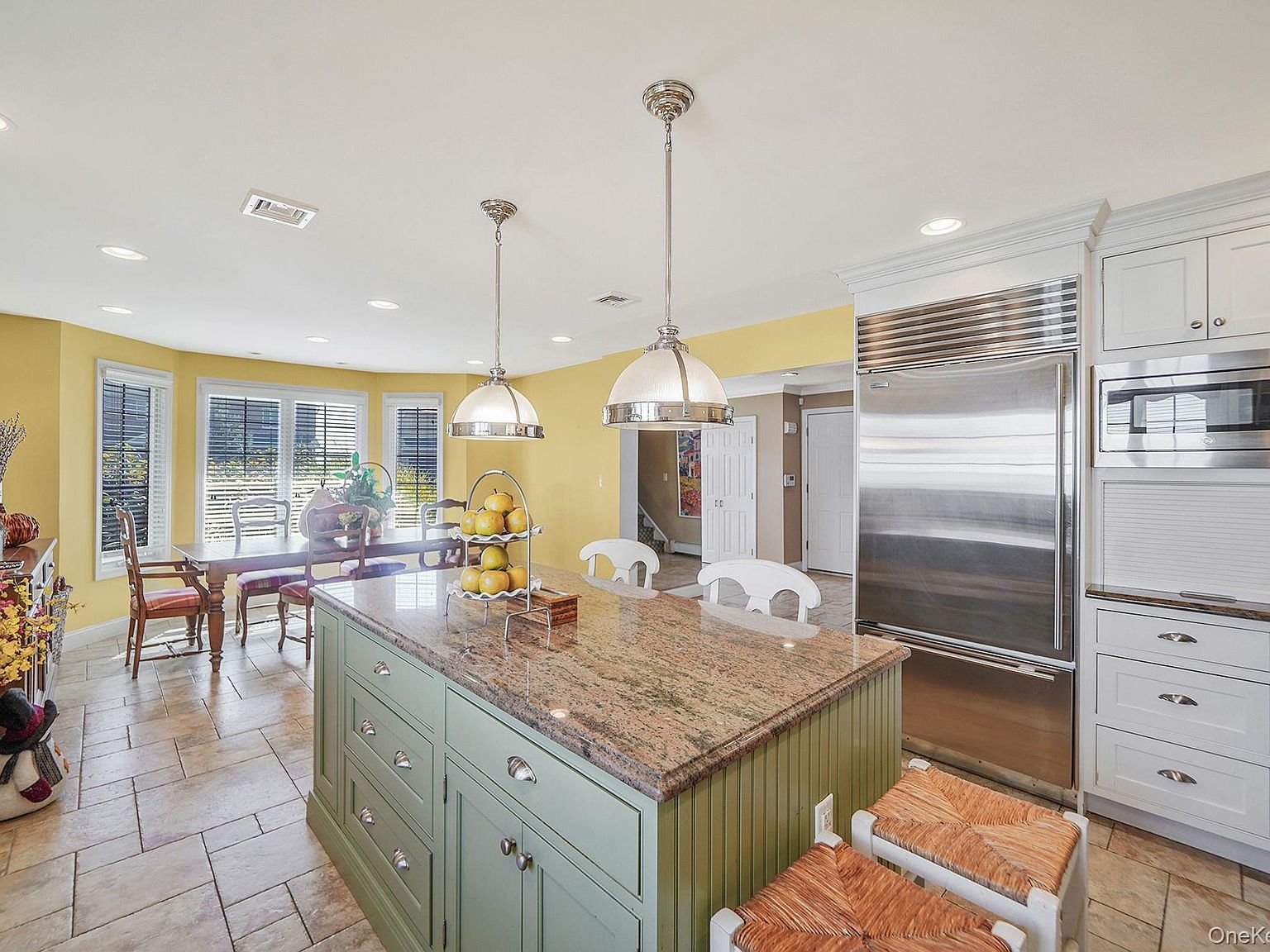 4000 Greentree Dr Oceanside, NY 11572 | Single Family