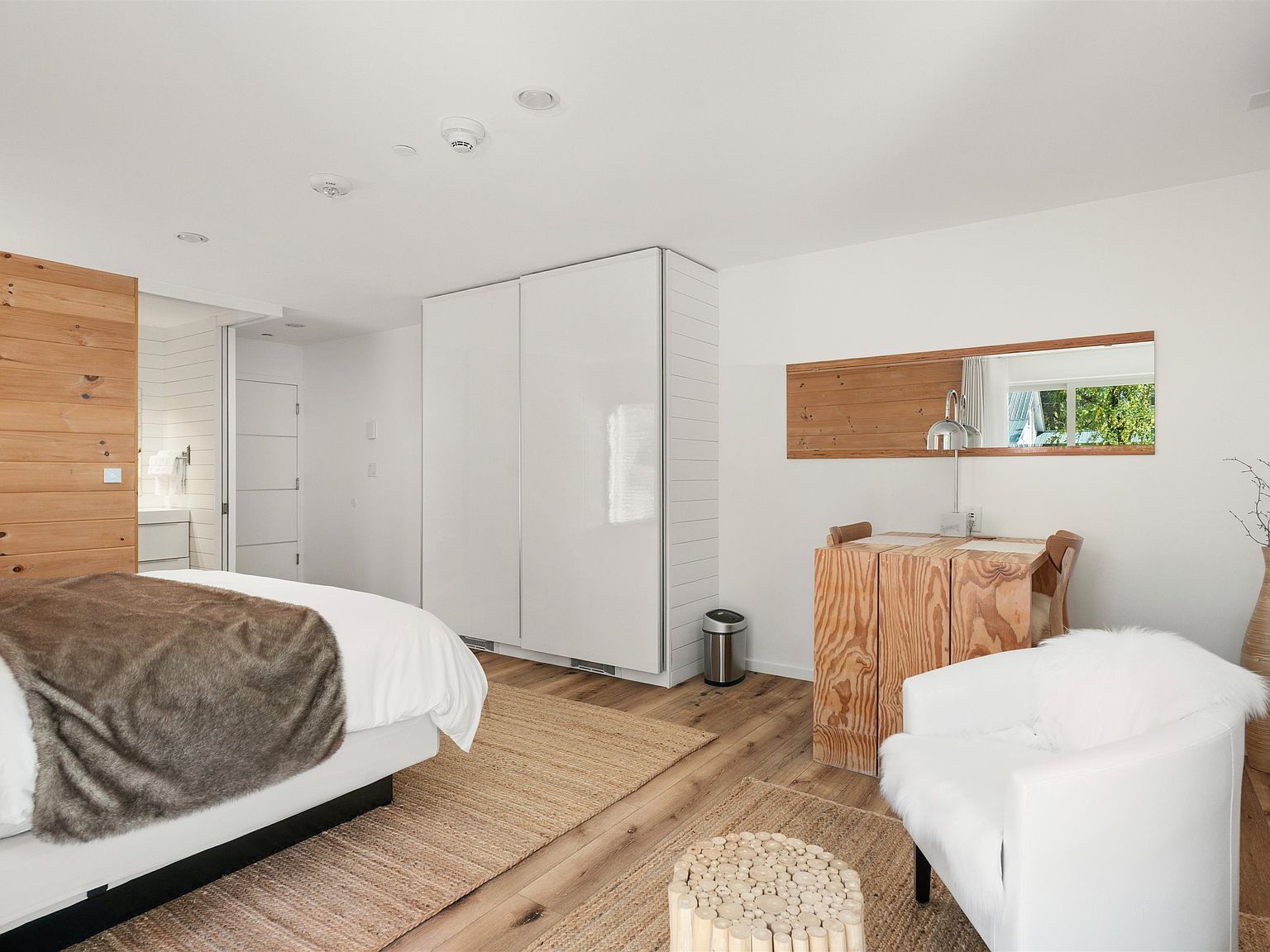 2906 White Mountain Hwy North Conway, NH 03860  | Single Family