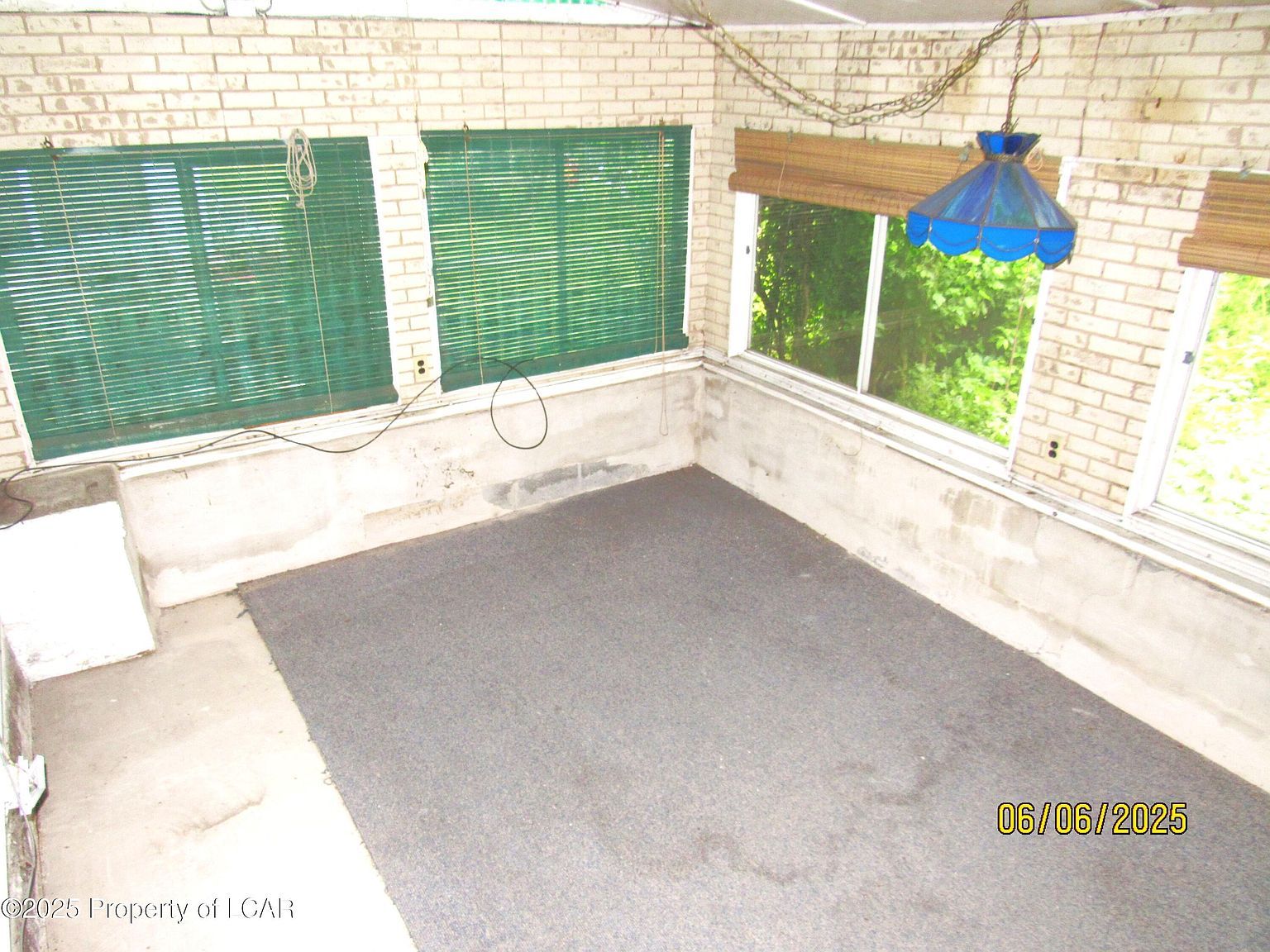 41 Church St Kingston, PA 18704  | Single Family