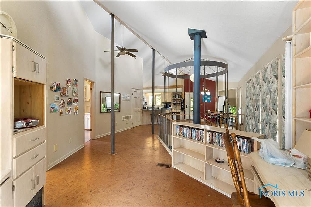 5160 Black Rd Monclova, OH 43542  | Single Family