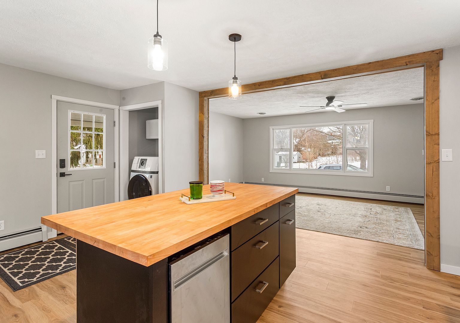 402 S Washington St Saybrook, IL 61770  | Single Family