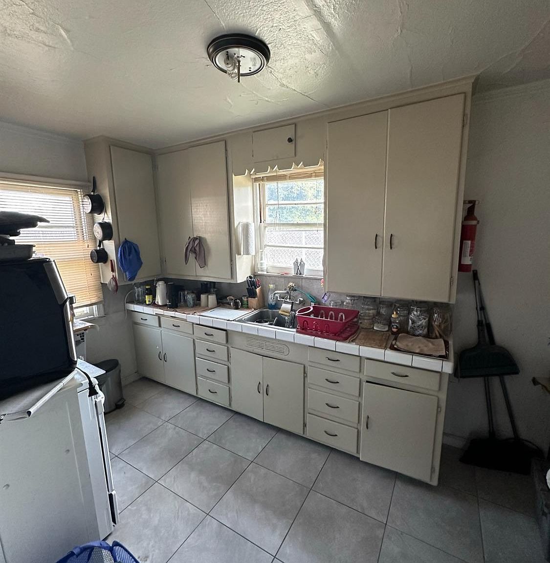 520 Hawley Ave Sanger, CA 93657 | Multi Family