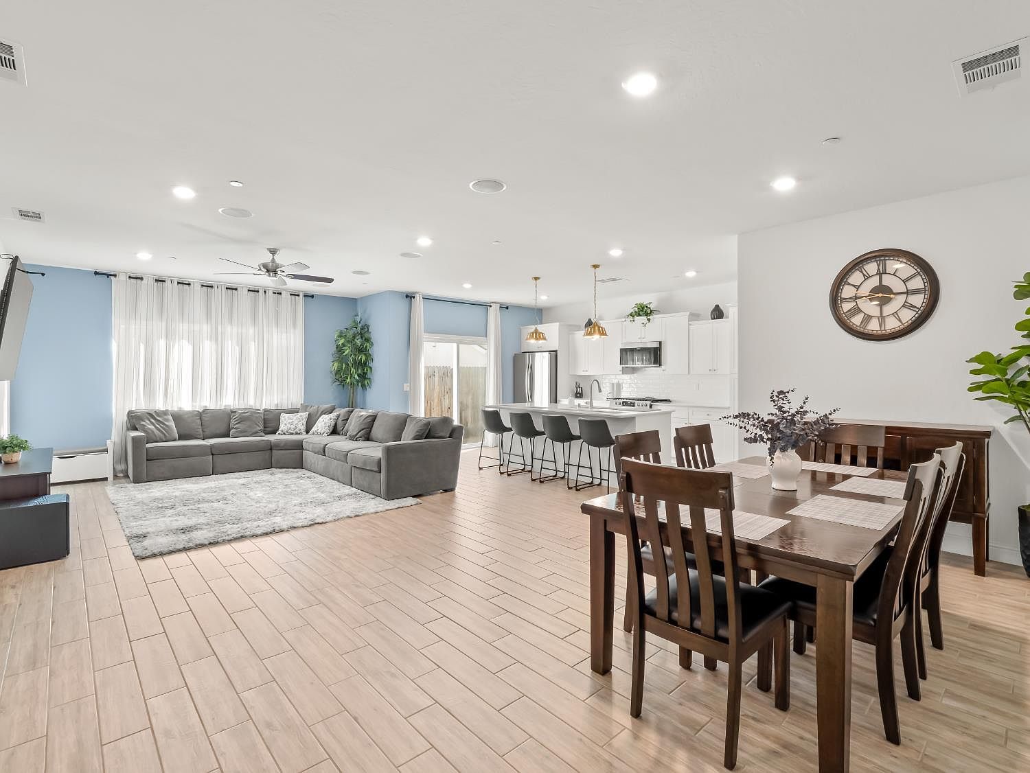 7073 W Poe Ave Fresno, CA 93723  | Single Family