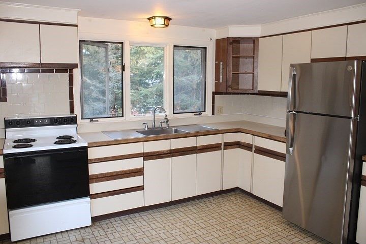 34-34R Summer St Rockport, MA 01966 | Single Family