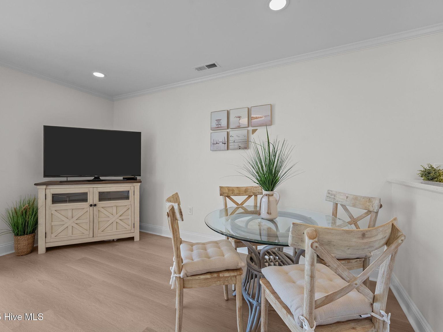 9100 Reed Dr #3302 Emerald Isle, NC 28594  | Condominium