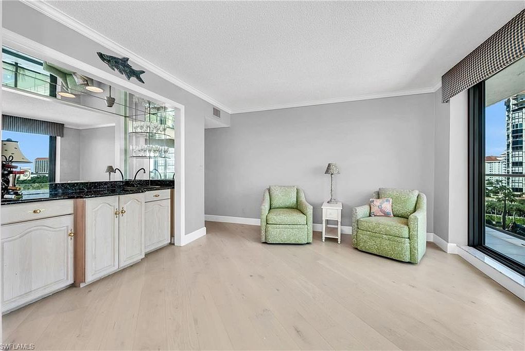 4901 Gulf Shore Blvd N APT 803 Naples, FL 34103  | Condominium