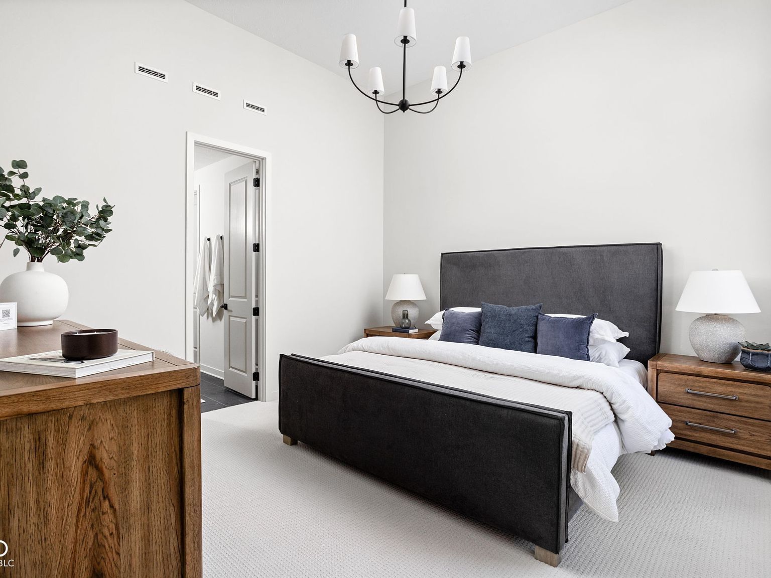 1676 Solebar Way Westfield, IN 46074  | Single Family