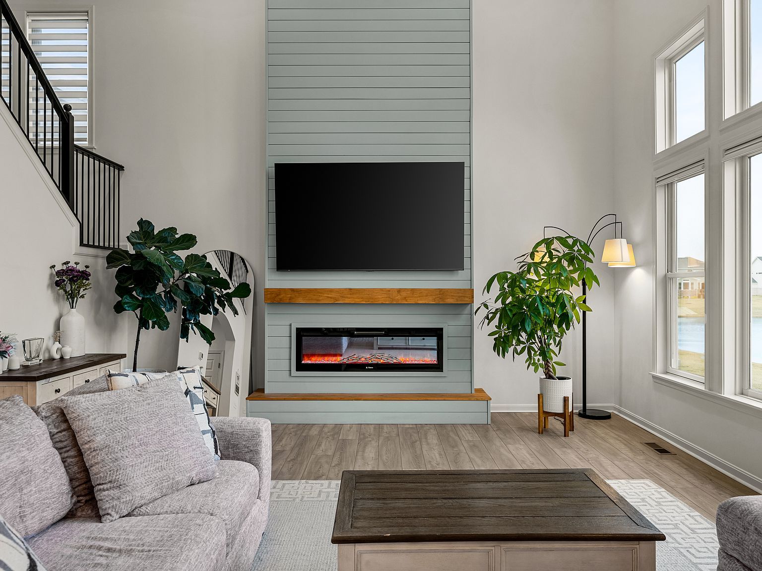 196 Oakhurst Way Westfield, IN 46074  | Single Family