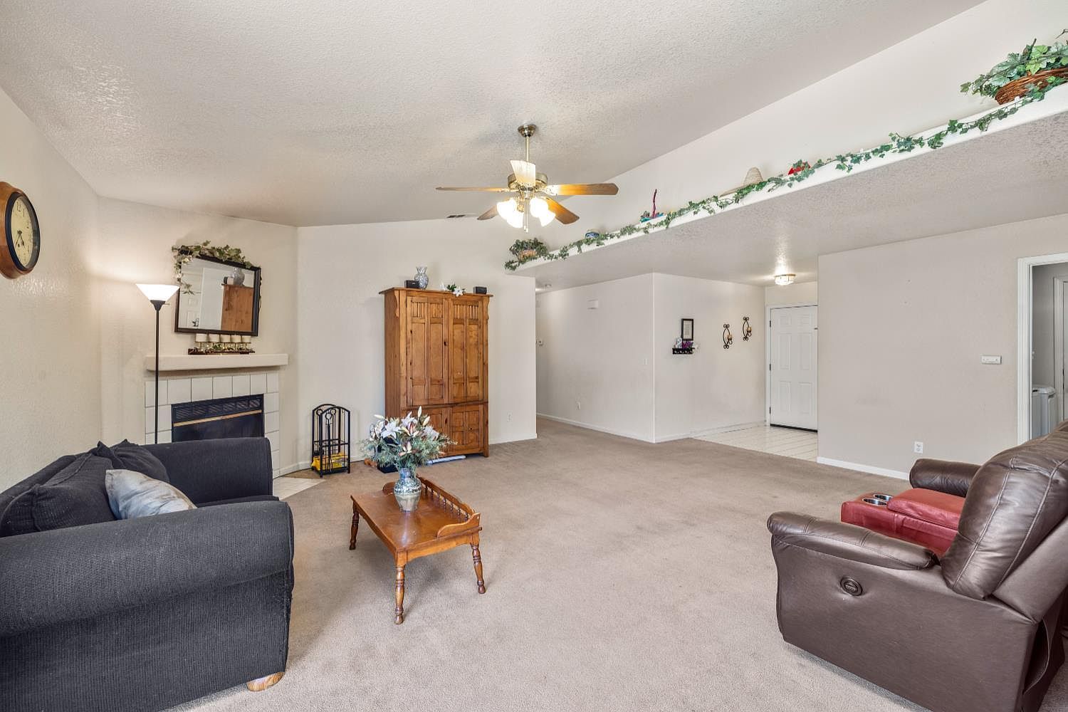 1637 Fantasy Ct Modesto, CA 95351 | Single Family