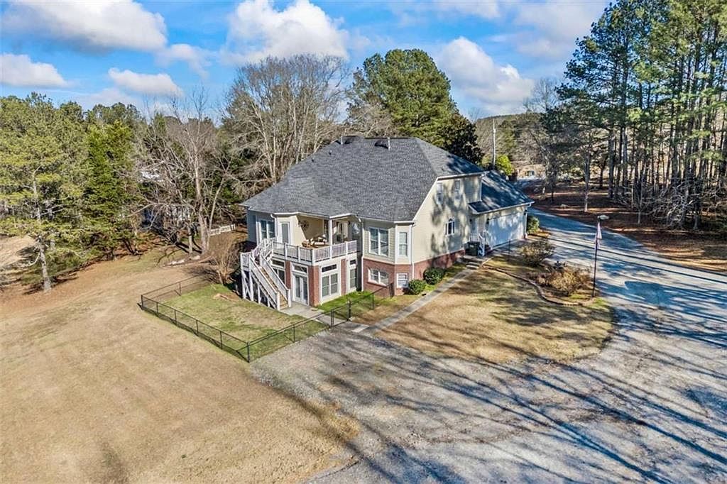 5045 Fawn Valley Dr Loganville, GA 30052 | Single Family