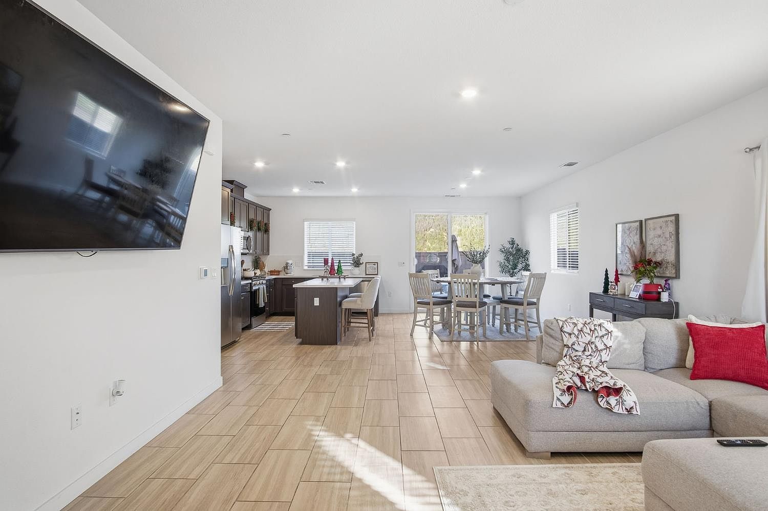 7249 Robins Cove Dr Stockton, CA 95219 | Single Family