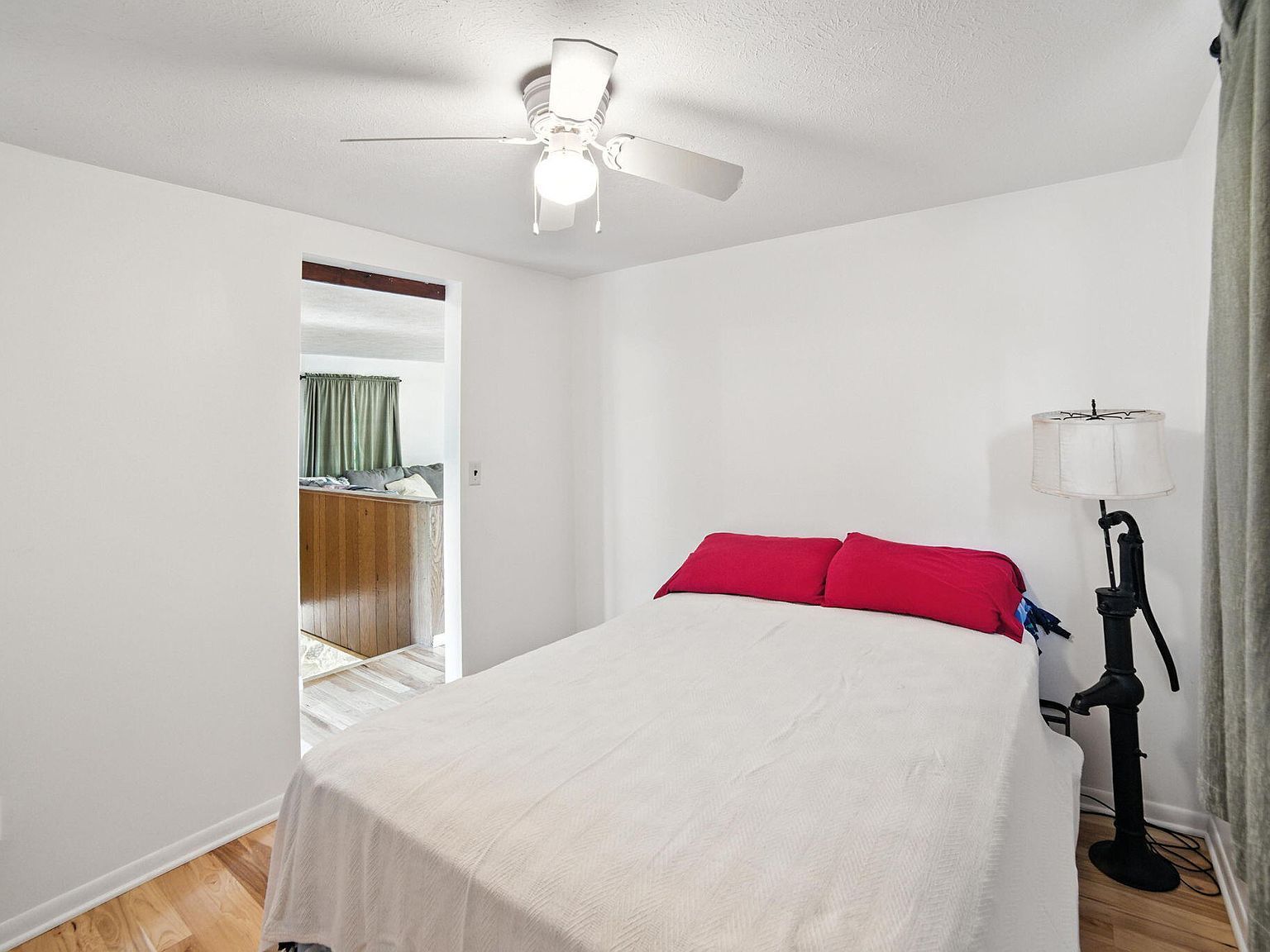 20041 E Chippewa Dr Chippewa Lake, MI 49320  | Single Family