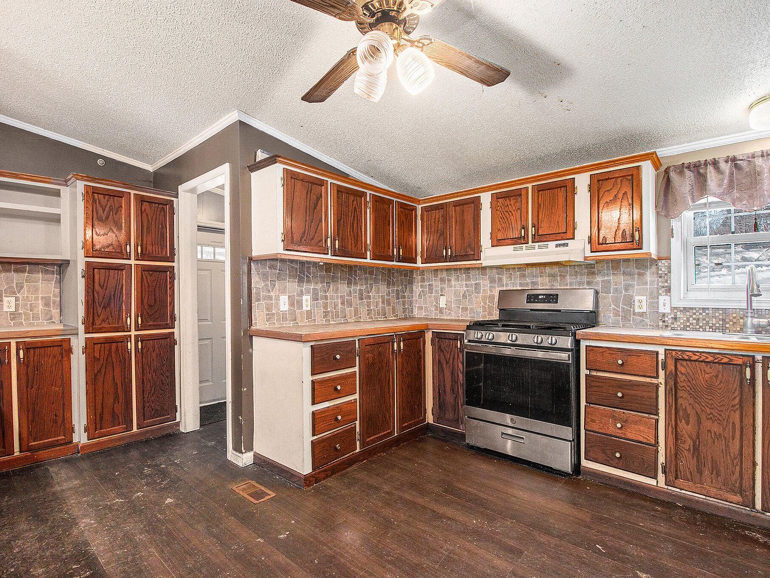 2348 Segwun Ave SE Lowell, MI 49331 | New build