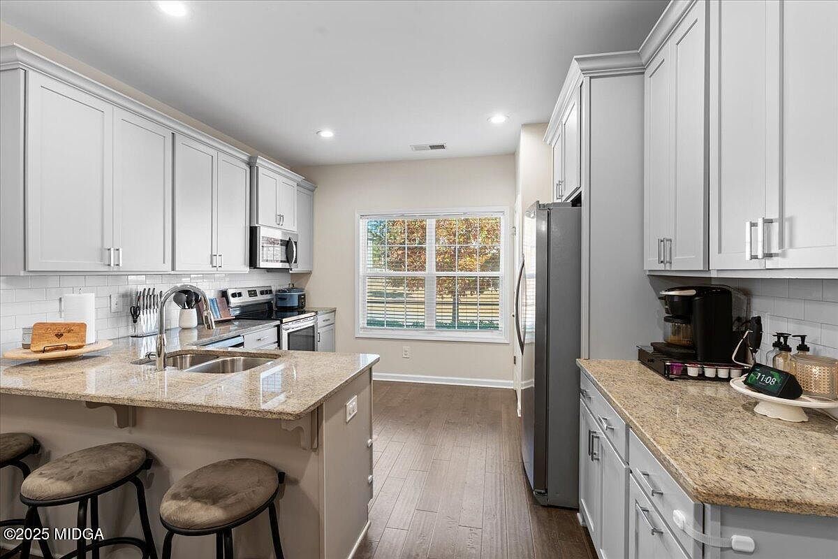 108 River Cane Run Perry, GA 31069  | Single Family